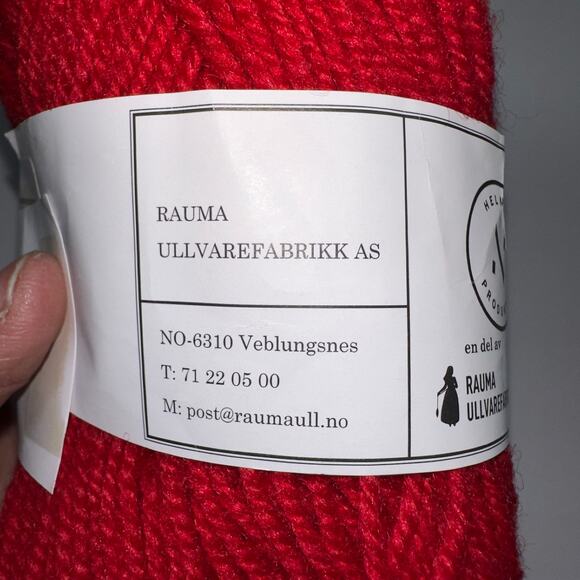 Rauma 3 tr. Strikkegarn Yarn 100% Norwegian Wool Three Skeins New and Used! - Picture 5 of 14